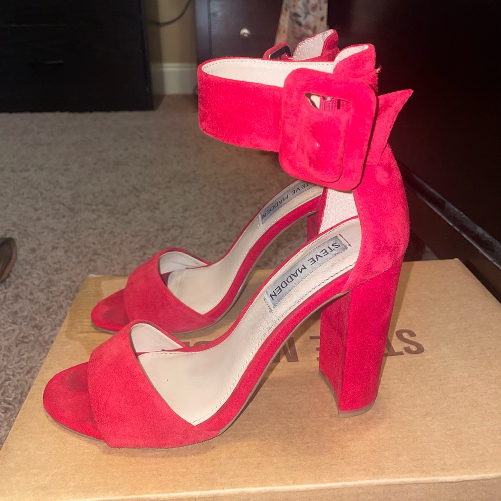 Steve Madden heels